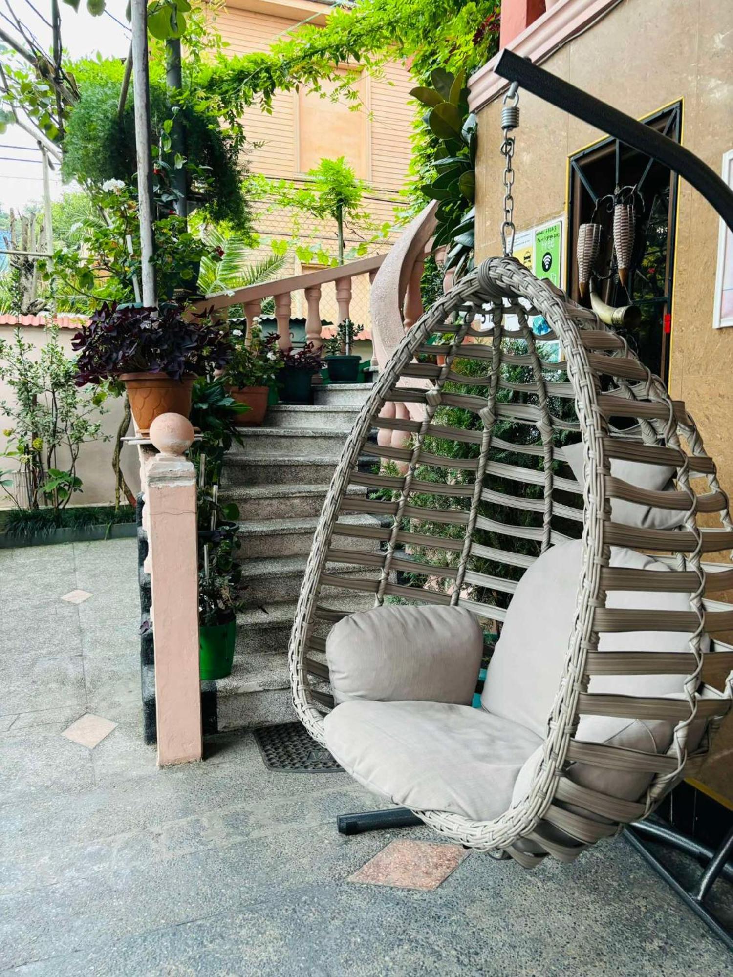 Nikas Guest House Batoumi Extérieur photo